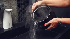 Mitä ei missään nimessä saa kaataa lavuaariin - kaikki emännät eivät tiedä siitä mitään.