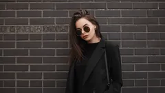 Se on enemmän kuin pelkkä tyyli: tätä psykologia kertoo ihmisistä, jotka pukeutuvat aina mustaan