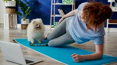 Näin saat litteän vatsan yli 40-vuotiaana ilman selkäkipuja tai selkärangan kuormitusta